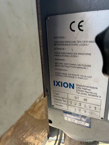 Mașină de găurit de masă IXION BT15  