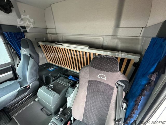 Hákový nosič kontejnerů MAN TGX 26.480 6x2  Euro6 HIAB-Abrollkipper