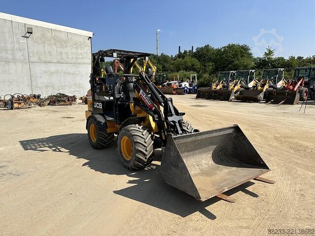 Lader JCB 403 SV