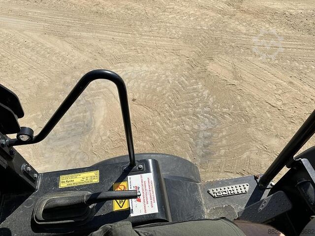 Lader JCB 403 SV