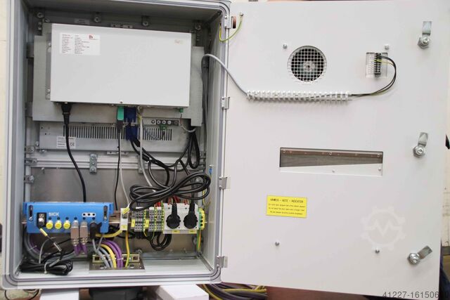 Bedienpult mit Industriemonitor Grenzebach FK170SBRGD001 SK 3302100