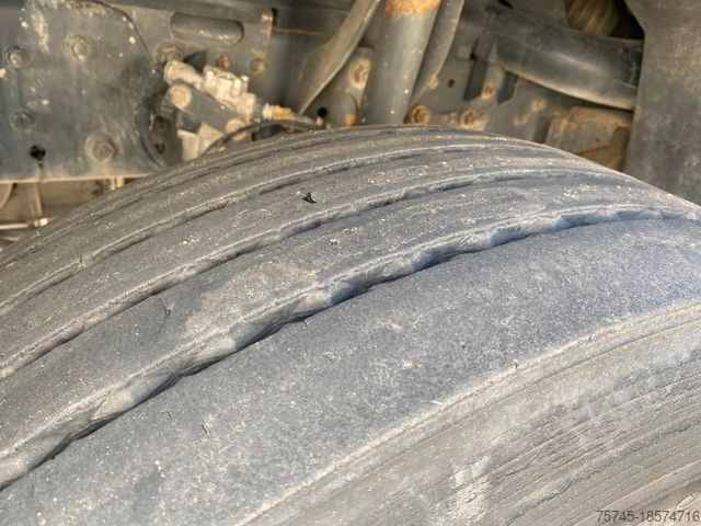 Camión bomba de hormigón MERCEDES-BENZ AXOR 1828 * PUTZMEISTER M 24 * HALLENMEISTER *