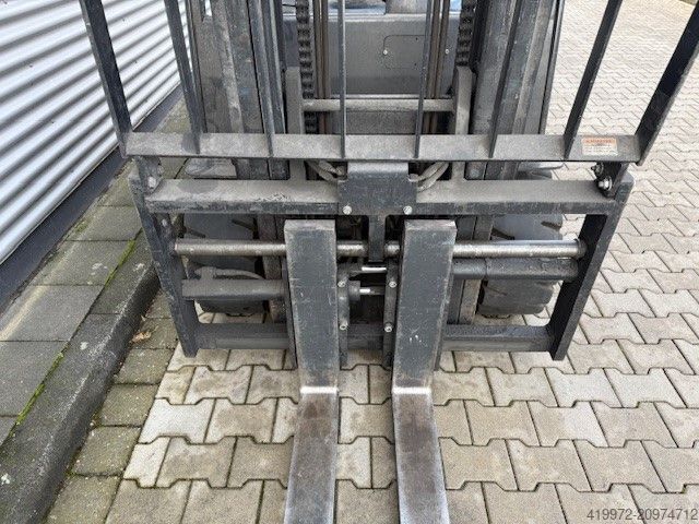 Elektromos négykerekű targonca Doosan B35X-7