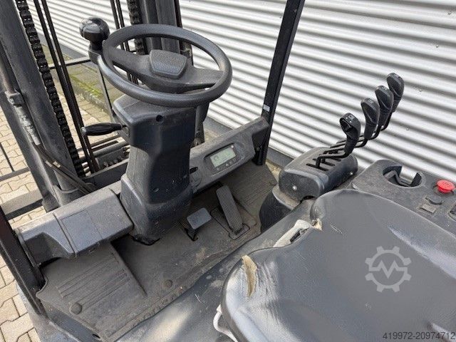 Elektromos négykerekű targonca Doosan B35X-7