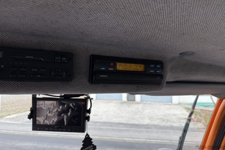 Háromirányú billenő teherautó Mercedes-Benz Unimog U 400 4x4 / Swiss-Vehicle