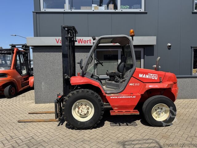 Manitou MC30-2 terep targonca 4x2 Duplo 370 oldalmozgató 5290 üzemóra Perkins DIESEL 2002 MANITOU MC30-2  Ruwterrein heftruck 4x2 Duplo 370 sideshift 5290UUR Perkins DIESEL 2002