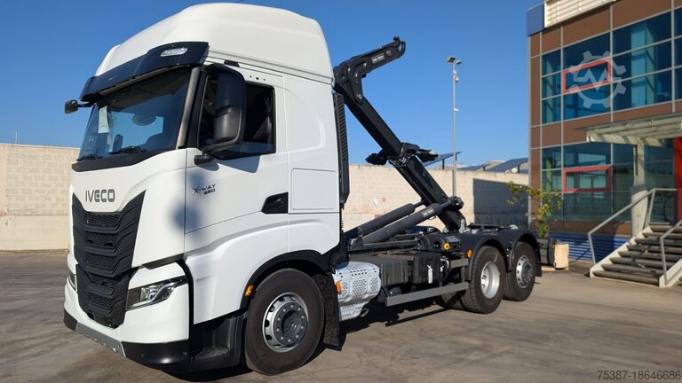 εκφορτωτής Iveco 260S580