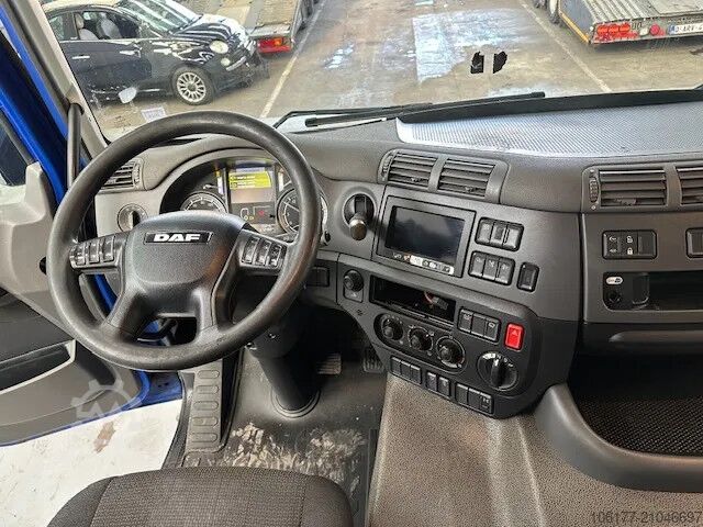  DAF CF 400