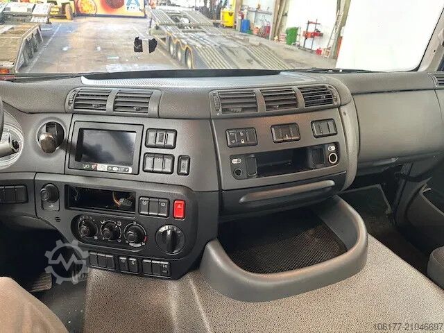  DAF CF 400
