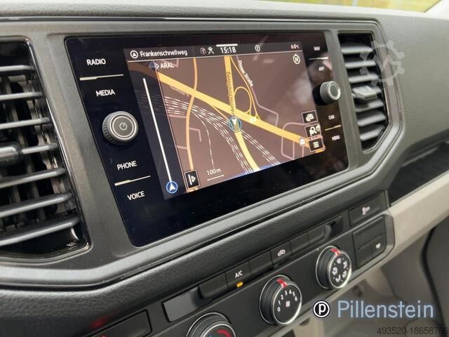 Vrachtwagen met bakwagen VW Crafter 35 Sommer UPS Koffer KLIMA NAVI KAMERA