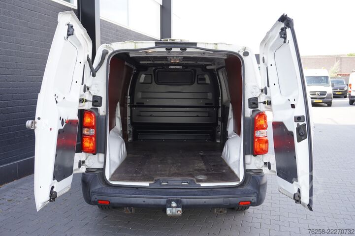 Panelvan Peugeot Expert 1.5 BlueHDI L3 EURO 6 - Airco - Navi - C...