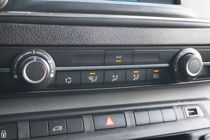 Panelvan Peugeot Expert 1.5 BlueHDI L3 EURO 6 - Airco - Navi - C...