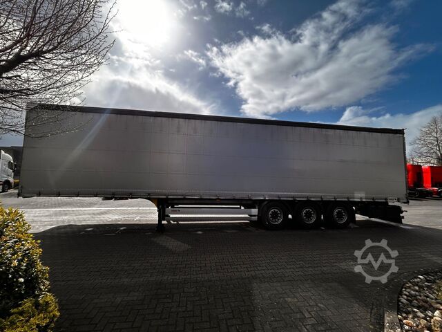 Otevřený návěs s plachtou SCHMITZ CARGOBULL SCS 24/L - 13.62 E B neue Plane, XL, Getränke