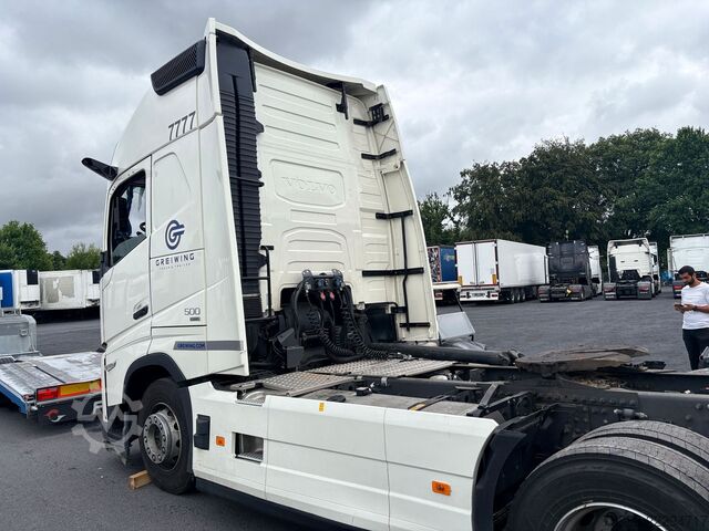Standardní tahač VOLVO FH 500 4x2, Globetrotter XL Aero, UNFALL