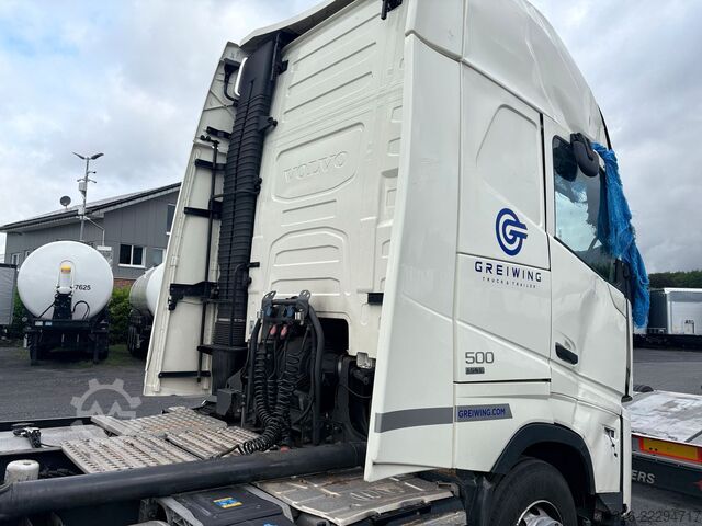Standardní tahač VOLVO FH 500 4x2, Globetrotter XL Aero, UNFALL