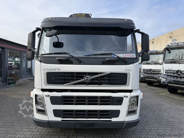 Żuraw samochodowy Volvo FM300 6X2*4 Maschinentransporter Kran Hiab 322