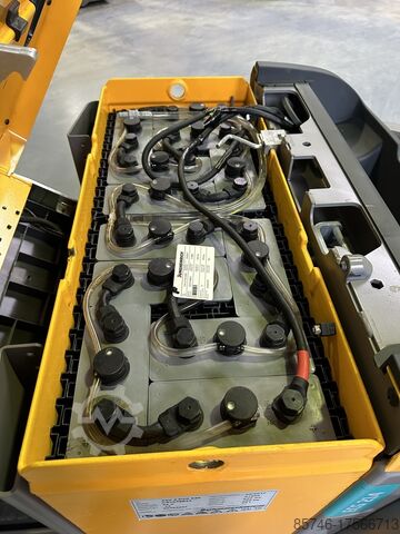 ECG 214 ( 3 in 1 !! ) Orderpicker / 4.5T - Trekker / Contra stacker - special FORKS !!! JUNGHEINRICH ECG 214 ( 3 in 1 !! ) Orderpicker / 4.5T - Trekker / Contra stacker - special FORKS !!!