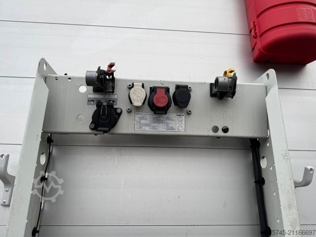 Volume trekker IVECO S-WAY 530 * RETARDER * 2 X TANK * MIT AUFLIEGER