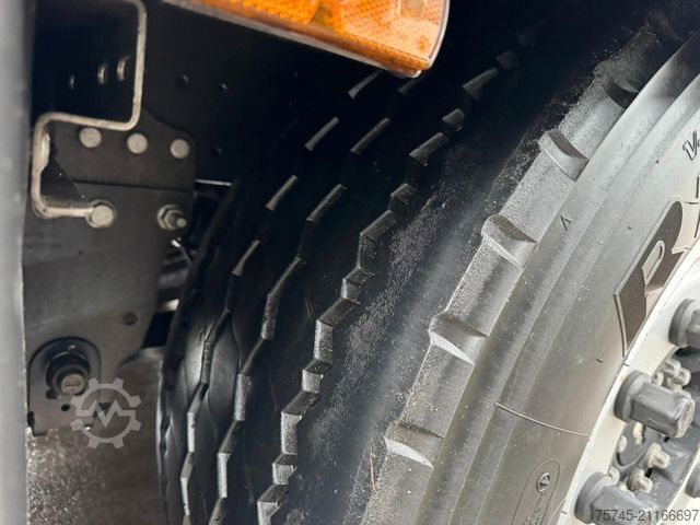 Volume trekker IVECO S-WAY 530 * RETARDER * 2 X TANK * MIT AUFLIEGER