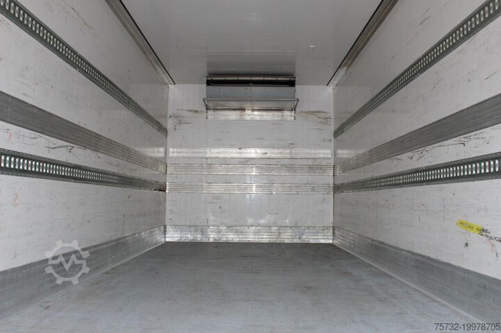 Kühlkoffer-LKW Renault Midlum 270 E5 TK T600R Strom LBW Seiten Tür FRC