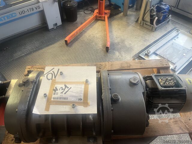 Welz piston pump Edwards EH 1200