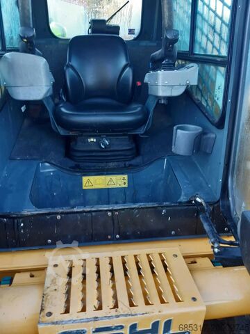 Compact Loaders Gehl RT 175