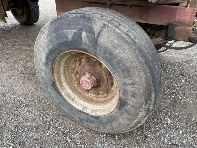 Camion benne  DKP 18