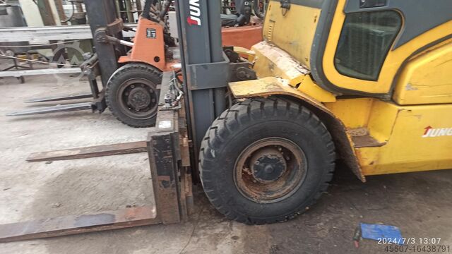 Heftruck 4 ton benzine JUNGHEINRICH h 40d /110