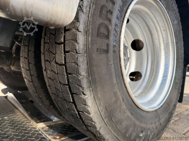 Kiepwagen bestelauto MERCEDES-BENZ ATEGO 818 4x2 Kipper Kran Atlas 65.2-A3 *Funkst.