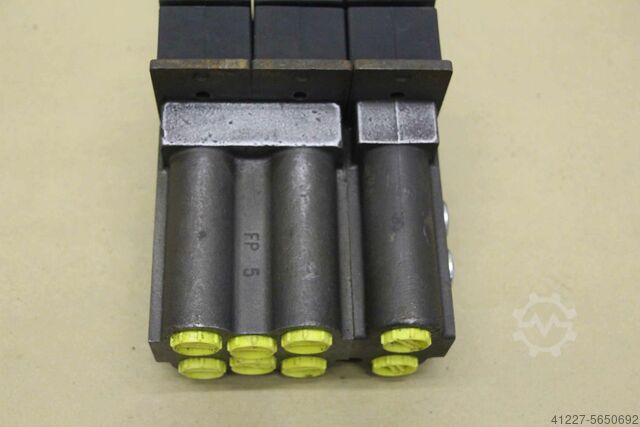 Hydraulik Steuergerät Casappa 3-fach