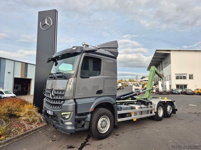 Hakenarmsystem Mercedes-Benz Arocs 2551 L 6x2/4-4 HAD HIAB ULT21S56 AHK