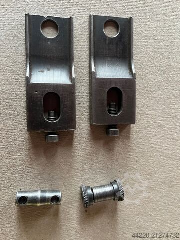 End gauge connector and universal holder Hommel Z 101