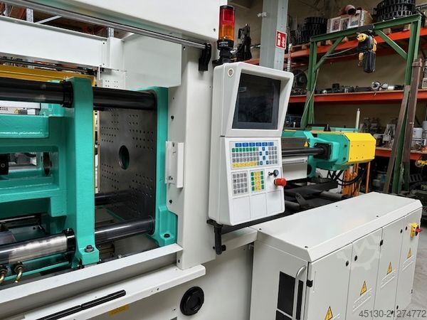 Injection molding machine Arburg 470C 1500-675