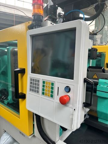 Injection molding machine Arburg 470C 1500-400