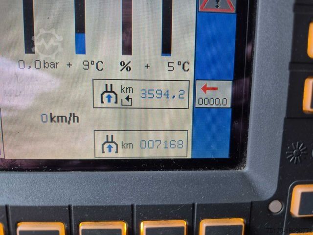 Silniční zametač MERCEDES-BENZ Actros 2032 A 4x4 Bucher STKF 9500 Airport 30x