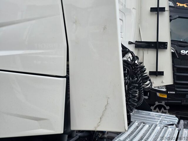 Standard trækkerunit RENAULT T 520 * ACC * KLIMAAUT. * SPURHALTE *