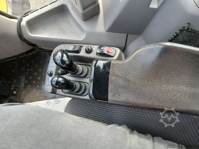 Utovarivač na točkovima VOLVO L180H Radlader 29,7 t *Waage *12.069 h