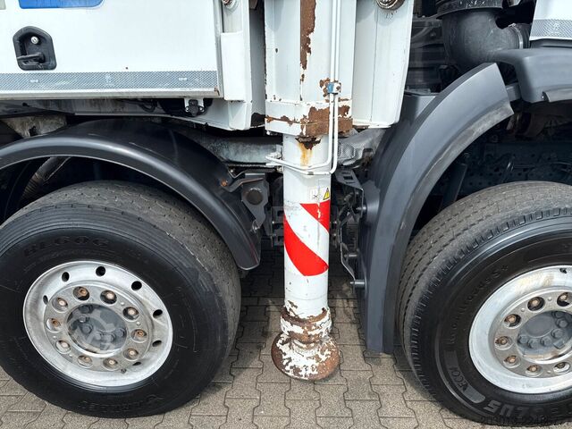 Kamion sa pumpom za beton MERCEDES-BENZ AROCS 4451 8x4 EURO 6 Betonpumpe SERMAC 5RZ51