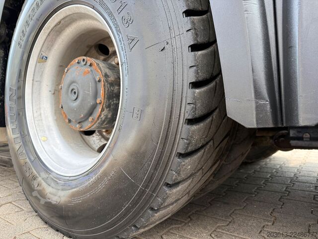 Kamion sa pumpom za beton MERCEDES-BENZ AROCS 4451 8x4 EURO 6 Betonpumpe SERMAC 5RZ51