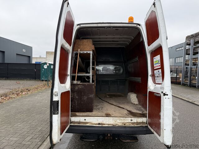 Transporter mit Doppelkabine Ford transit 2.2tdci 155pk RWD Jumbo dubbel c