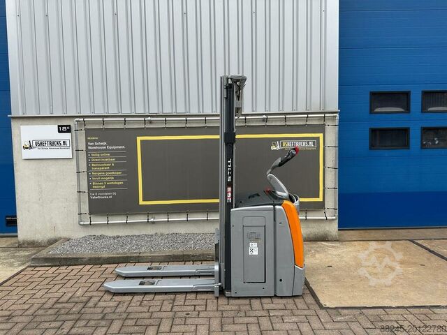VS-22423 Electric triplex stacker Still EXVSF14 5016mm STILL EXVSF14