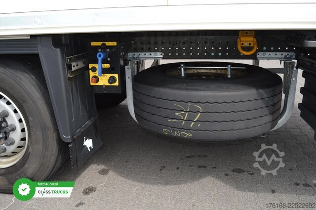 Hűtő félpótkocsi SCHMITZ CARGOBULL SKO DoubleDeck FP 60 SLXi300 LiftingAxle