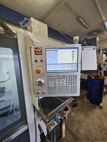 Függőleges megmunkáló központ HAAS VF-4SS
