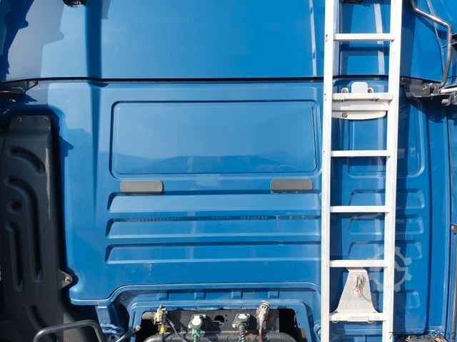 Weber Baumaschinen und Fahrzeuge GmbH Weber Baumaschinen und Fahrzeuge GmbH Weber Baumaschinen und Fahrzeuge GmbH