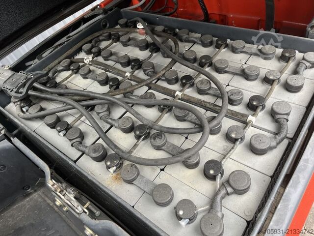 Elektrisk 4 -hjulet gaffeltruck Linde E18PH-02