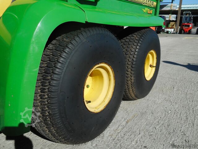 ATV (arazi aracı) John Deere 6x4 mit E-Kipper