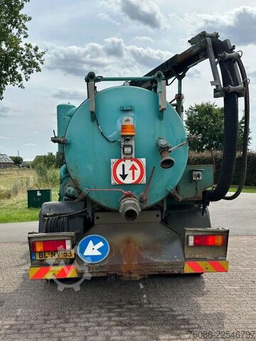 Sugekøretøj DAF CF 75.250 WITH RAVO KZ7082/150 VACUUM / CHANNEL...