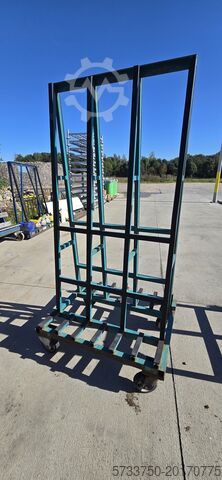 Cam için metal raflar  