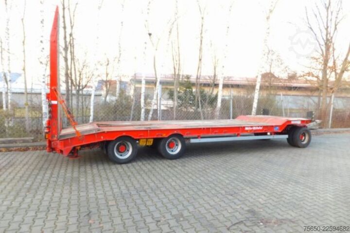 Low loader trailer Müller-Mitteltal T 3  3 Achs Tieflader- Anhänger