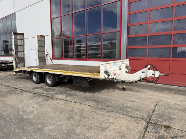 Lågbyggd trailer Blomenröhr 688/18000  19 t Tandemtieflader, wenig Benutzt